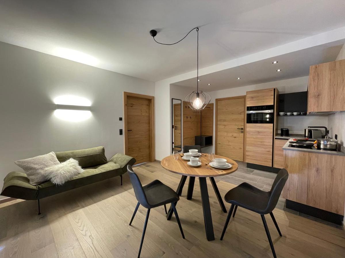 Hauszeit Appartements ภายนอก รูปภาพ