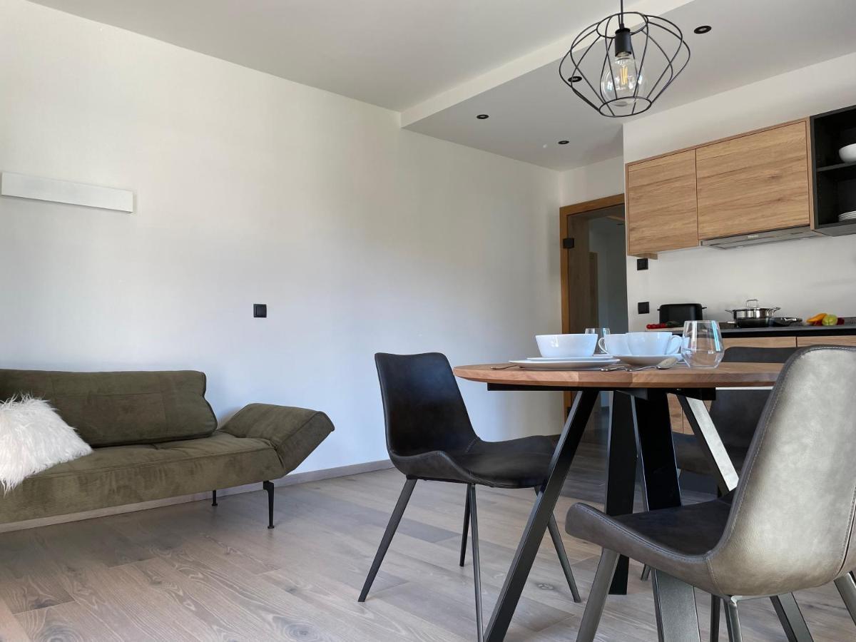 Hauszeit Appartements ภายนอก รูปภาพ